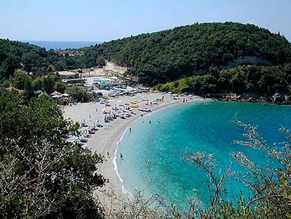 Sarakiniko  Rizos Bay Sarakiniko酒店 外观 照片